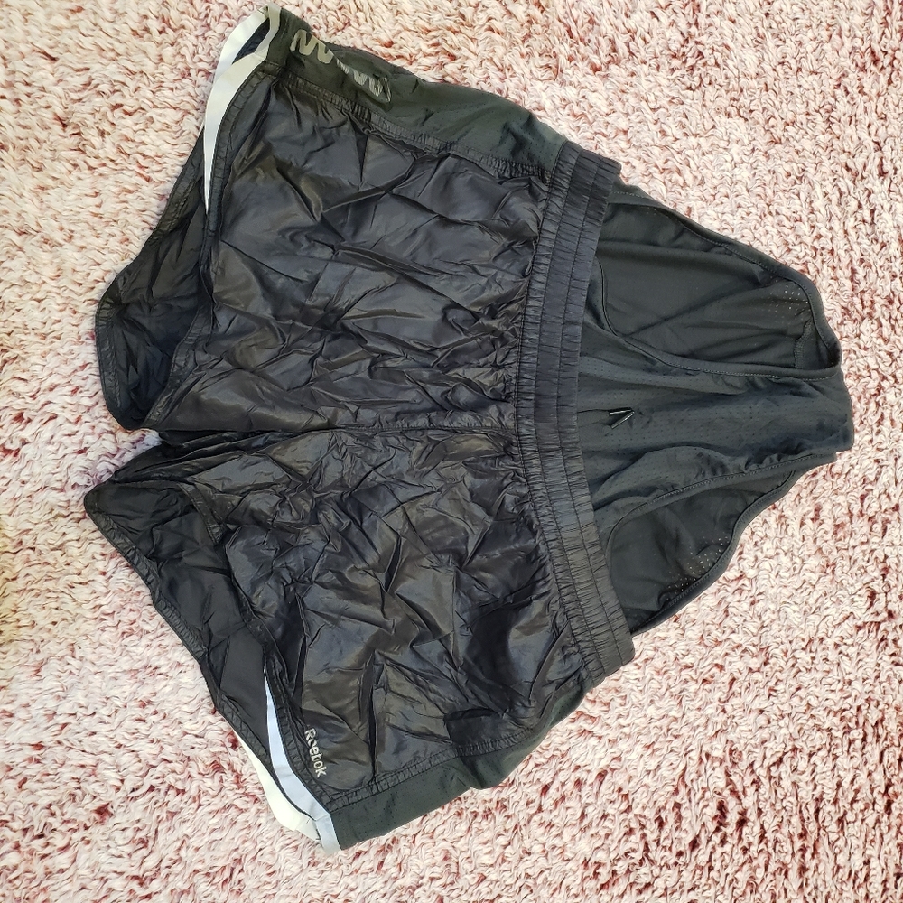 Reebok Athletic Shorts Women's Black Size Medium